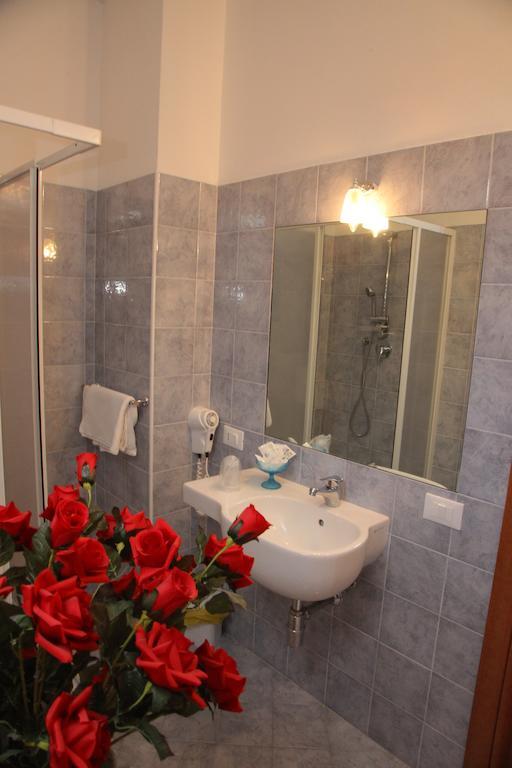 B&B Rinascente Paola Luaran gambar