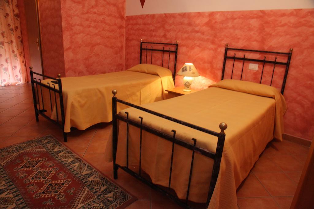 B&B Rinascente Paola Luaran gambar